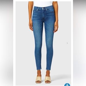 NWOT Hudson Barbara Super Skinny Jeans.